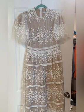 Elegant White Floral Lace Overlay Ivy City Co. Dress